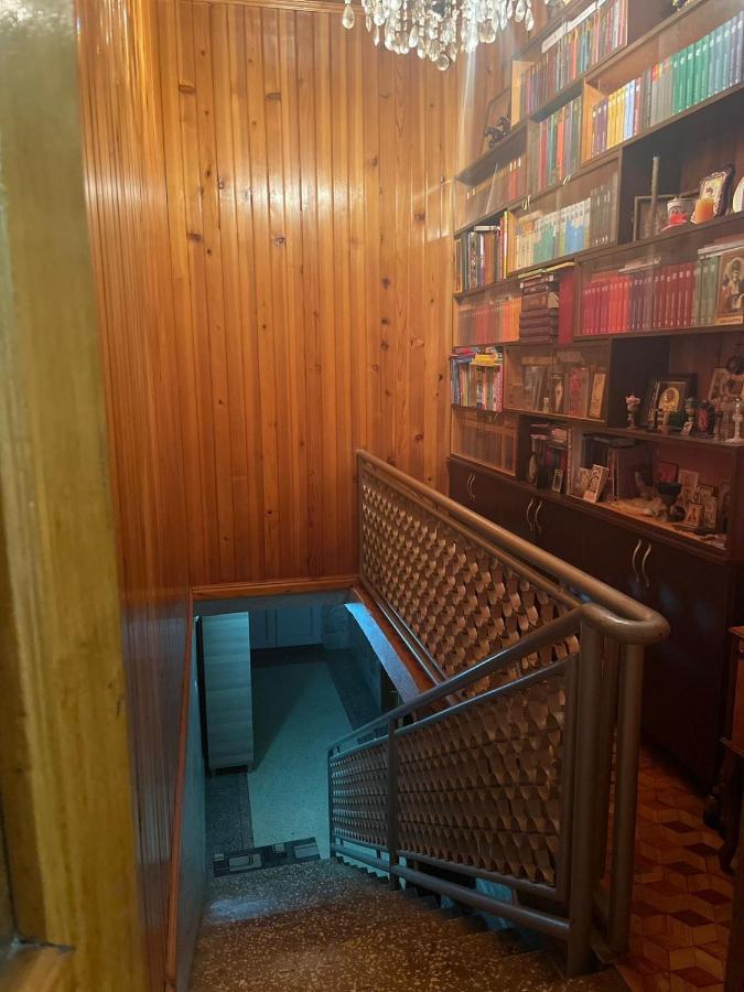 Гостевой дом Добро пожаловать Кобулети Экстерьер фото