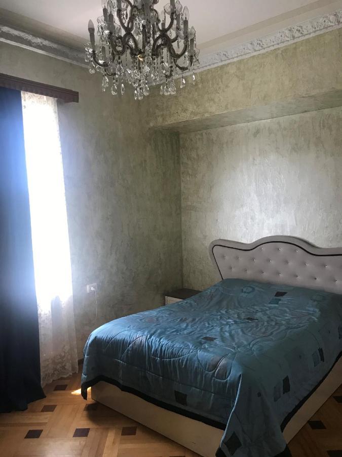 Гостевой дом Добро пожаловать Кобулети Экстерьер фото